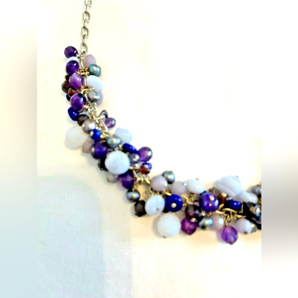 Necklace Purple Beads Choker on Silver Chain Clasp - Picture 3 of 5